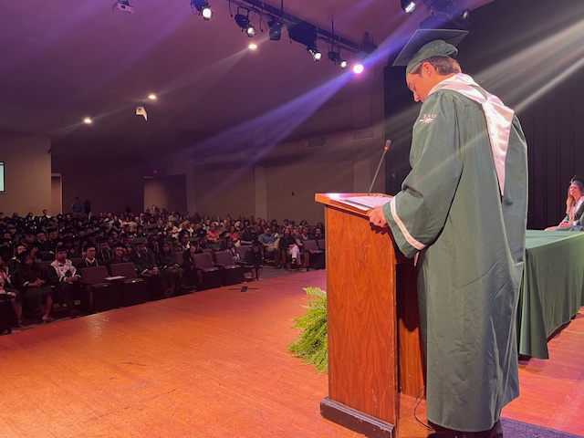 Jordan giving speecch at podium