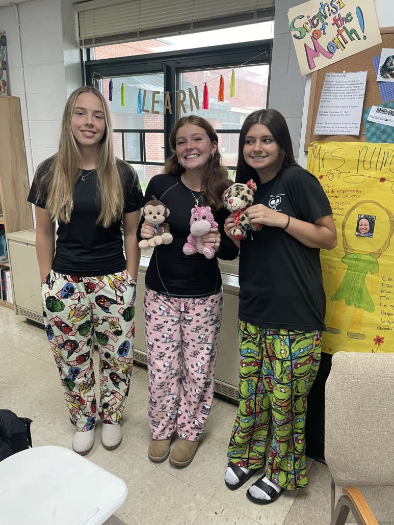 three girls in their PJs