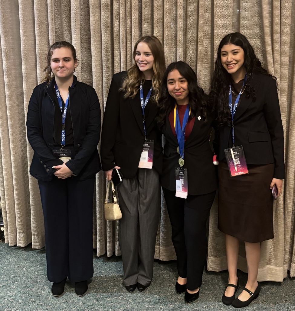 All 4 DECA state participants in group photo