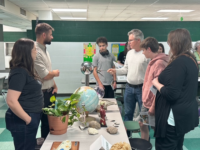science table conversations at EFN