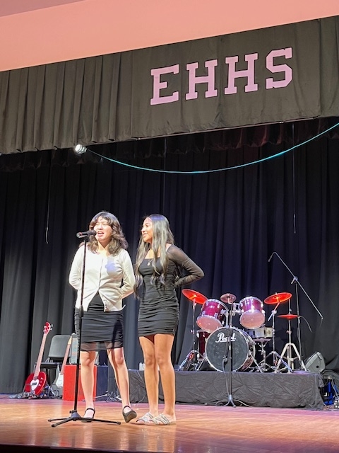 Emcees Nicki and Jocelynne