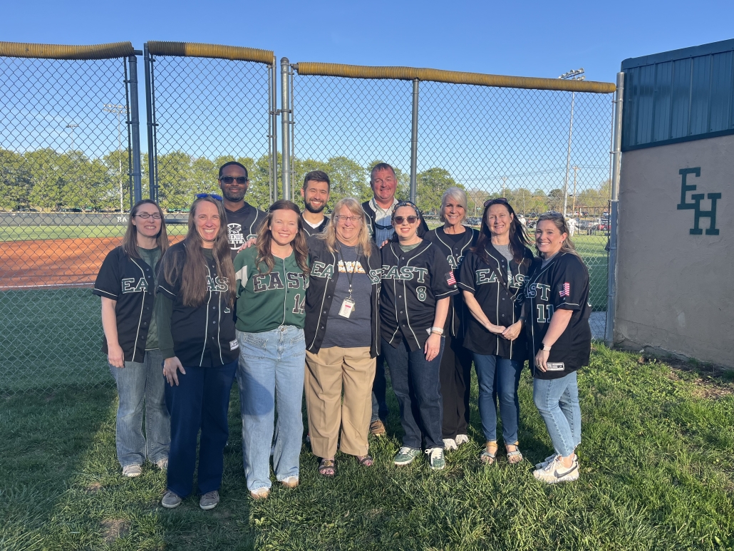 staff photo before the presentation