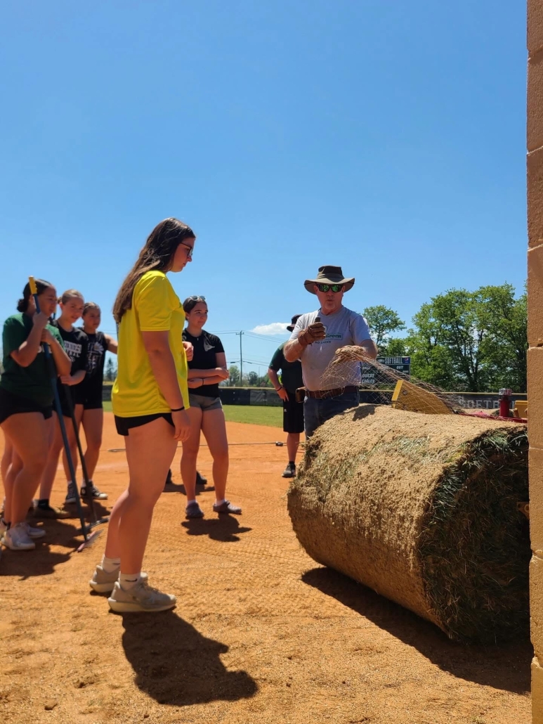 sod in roll with girls and expert