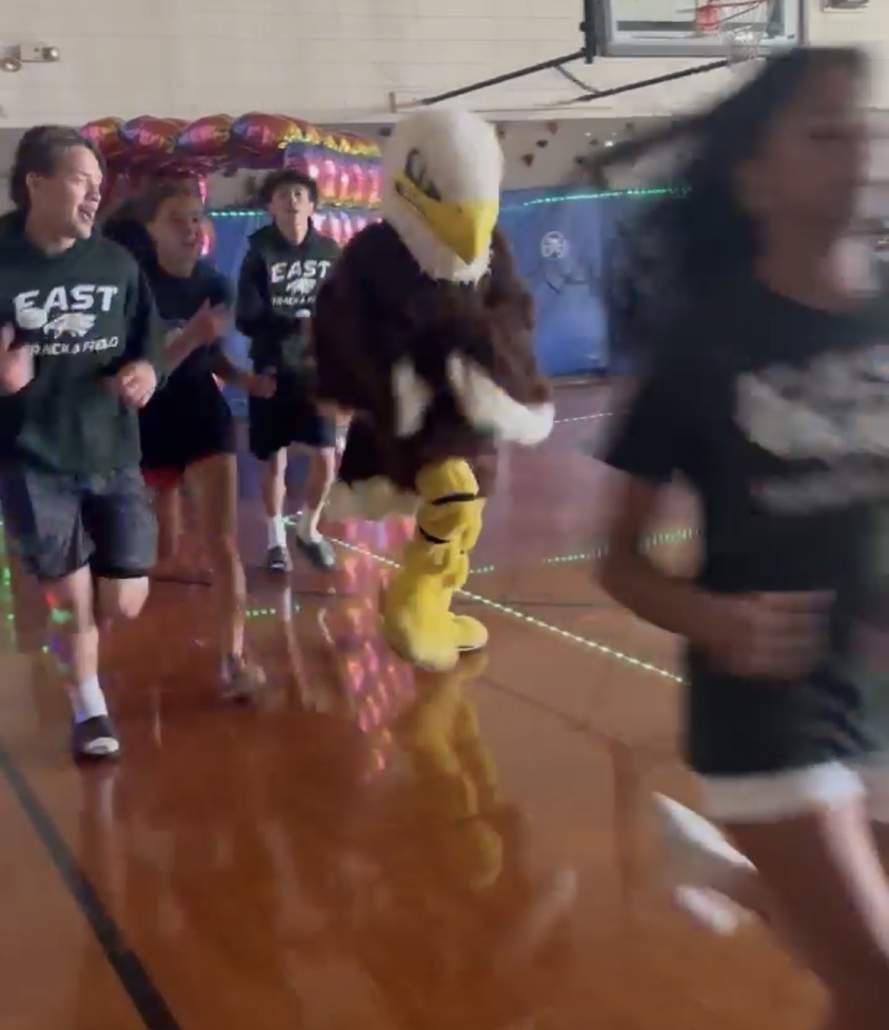 EHHS track runners and Swoop