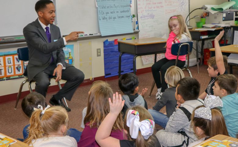 Mayor Rod Whiteside in a classroom